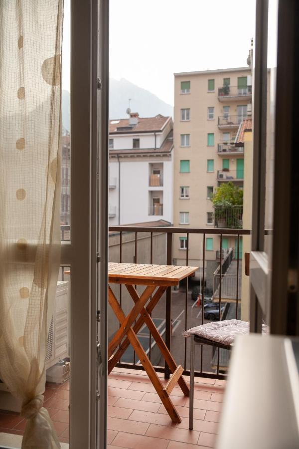 Cozy Lake Como Apartments Valmadrera Exterior photo